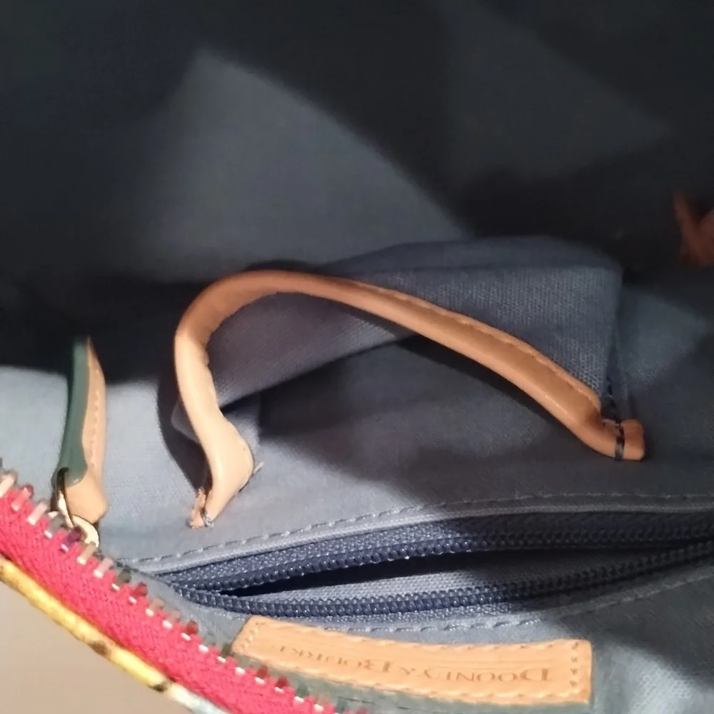 Dooney & Bourke Heart Hobo Vintage Coated Canvas Multi Color Bag And Zipper GUC - Picture 12 of 16